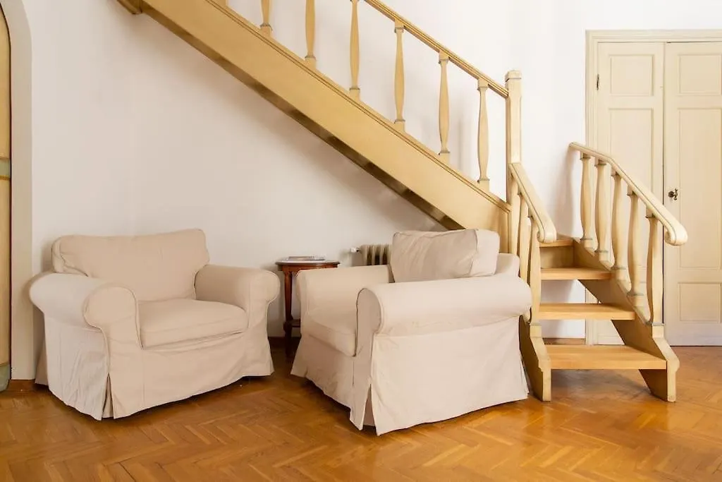 Strategic 2Br Apartment Florence 0*,  Italy